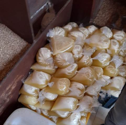 أحد أصحاب مصانع المواد الغذائية  1