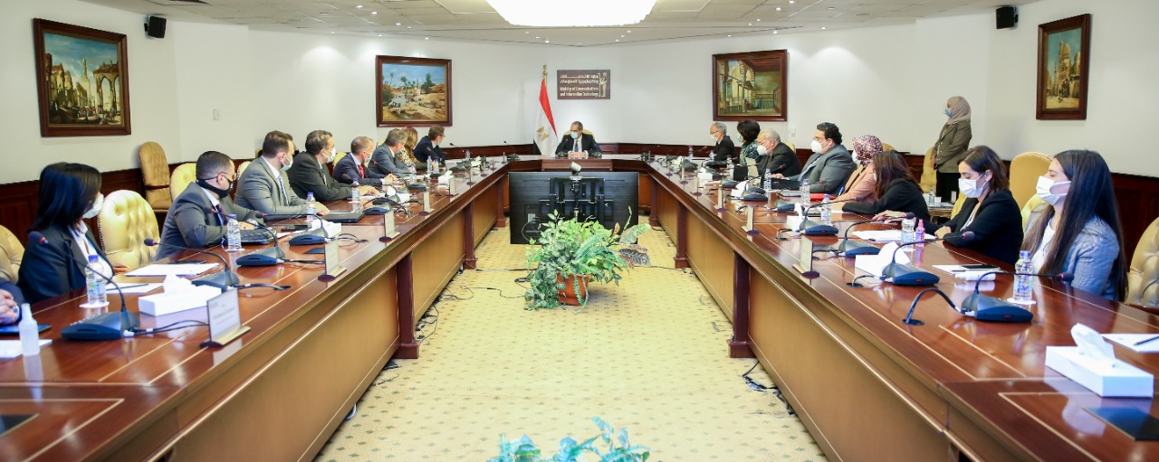 f6a27297-b991-484a-9047-f4859d3655d5