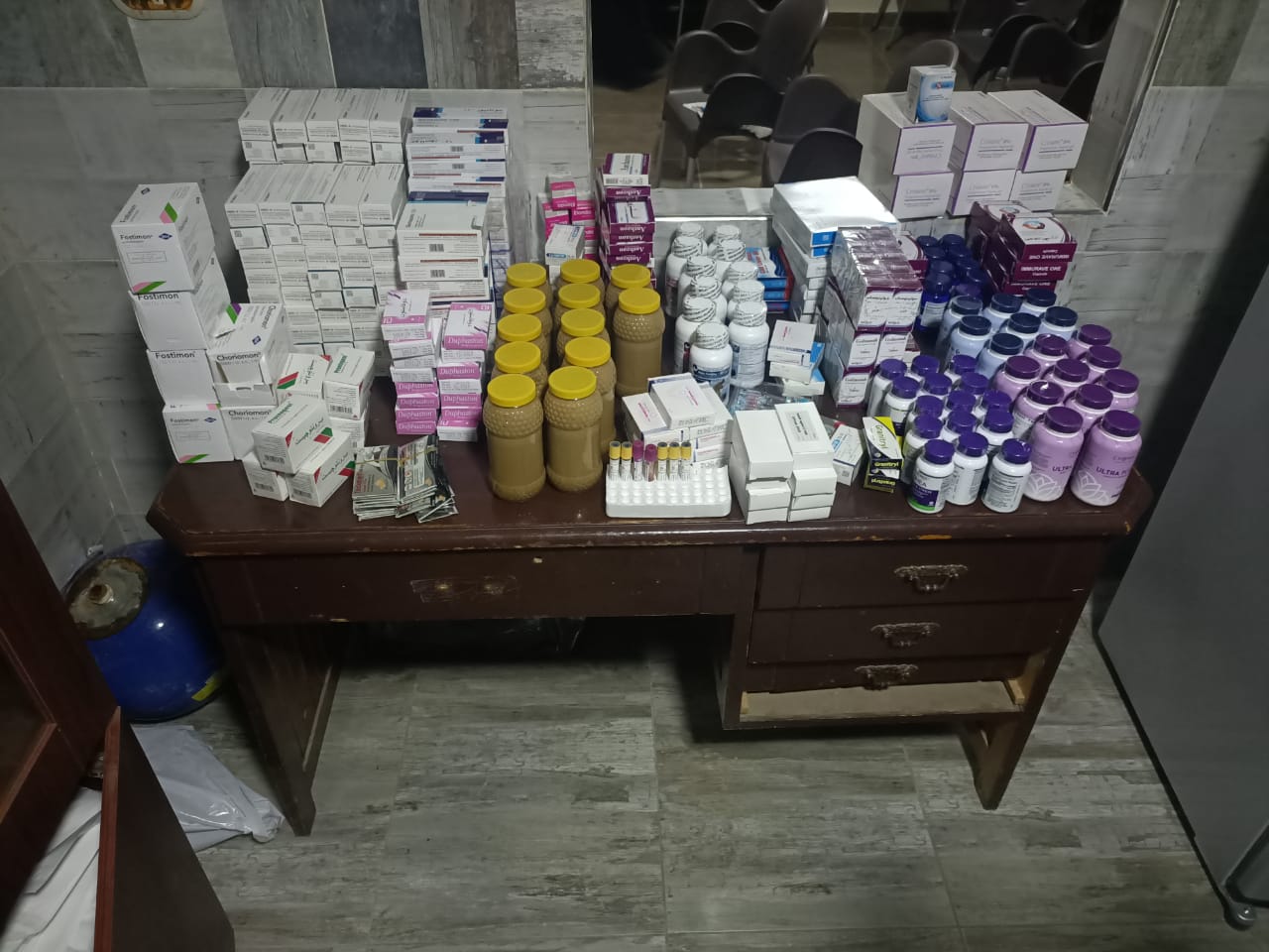 70fdd272-51af-43fb-8275-92d69d8e628c