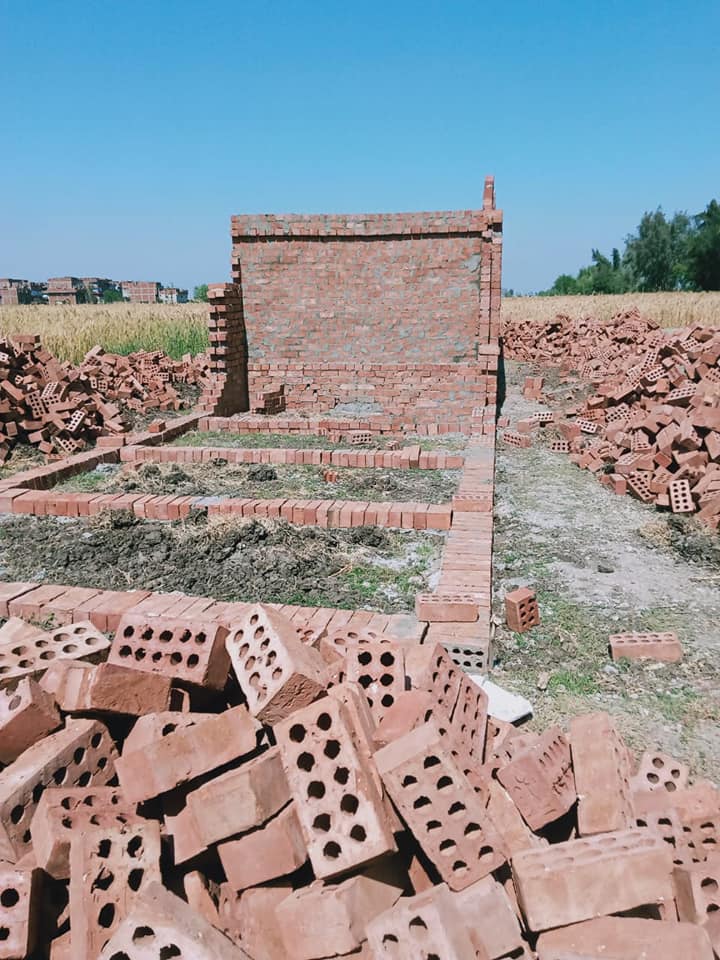 إزالة مقابر مخالفة في بلبيس 01