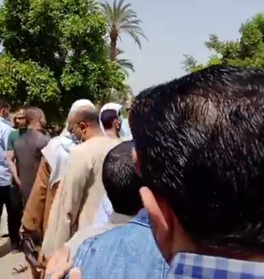 جانب من تشييع جثمان علي مسعود