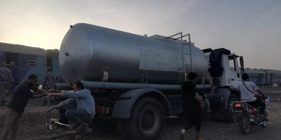 مياه القليوبية تدفع بسيارات توزيع مياه على مصابي حادث طوخ