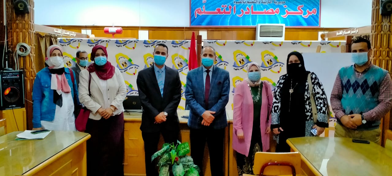 وكيل صحة الفيوم يلقي محاضرة عن أهمية التطعيم بلقاح كورونا