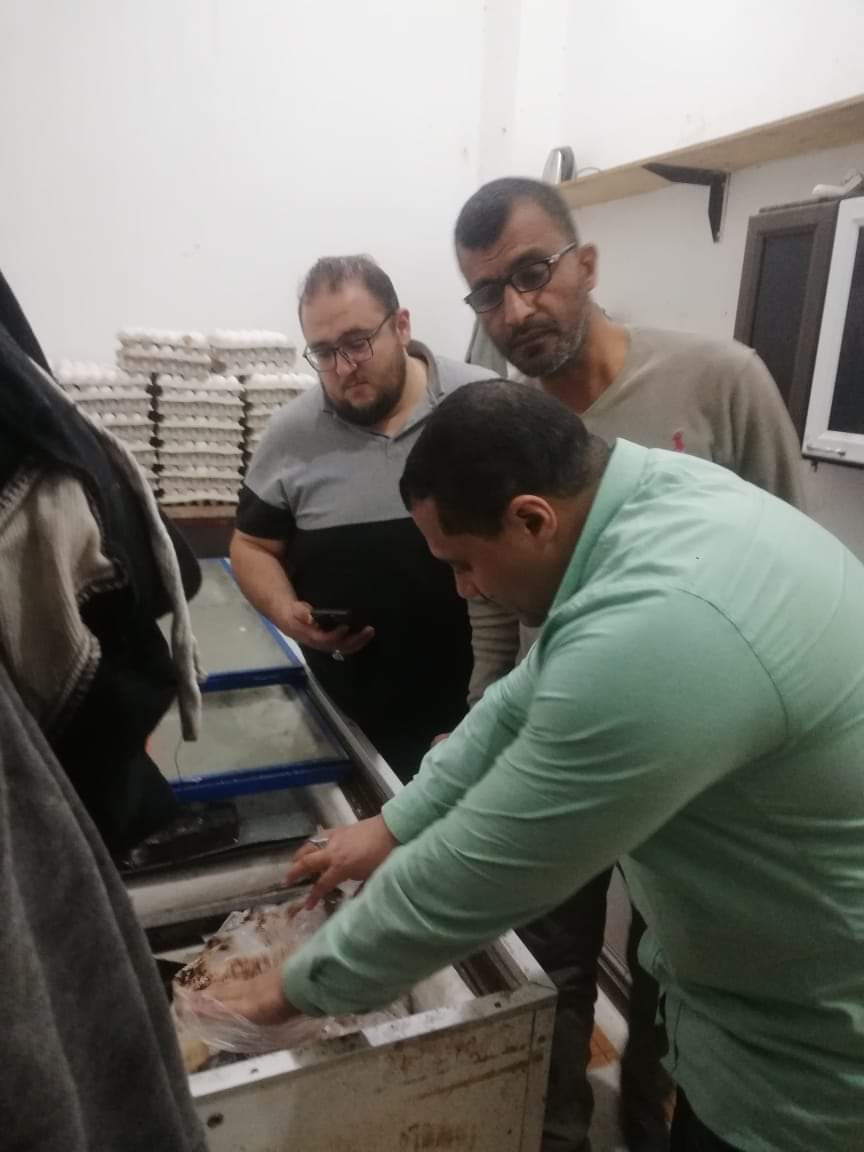 ضبط مصانع حلوى بدون ترخيص في الفيوم