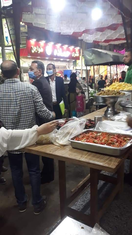 حملة ليلية بالفيوم على المطاعم والشوارع