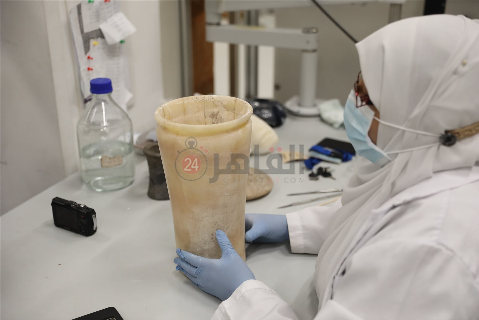 ترميم الألباستر في المتحف المصري الكبير  (4)