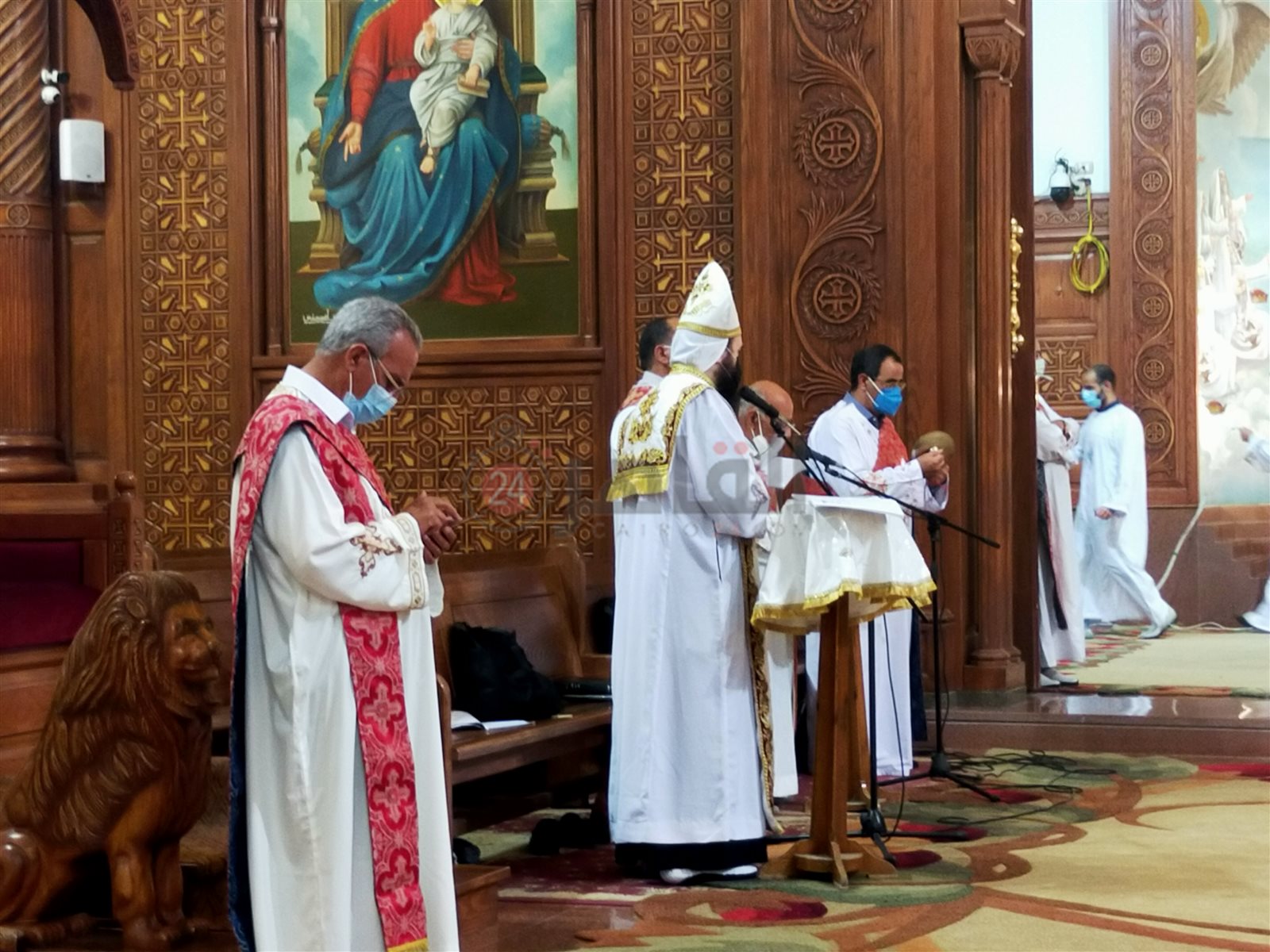 كنيسة الشهيد مارجرجس بالفيوم تحتفل بعيد القيامة المجيد 