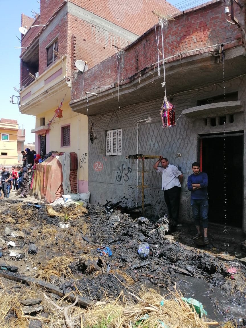 السيطرة على حرائق بالبحيرة 