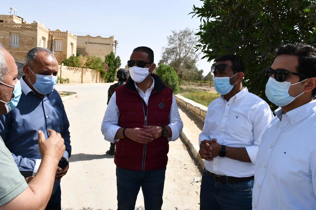 جولة لمحافظ الفيوم للتأكد من قرارات غلق الأندية والمحميات في شم النسيم