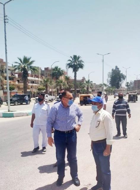 جولة محافظ الشرقية في مركز أبو حماد وإعادة فتح شارع مغلق بعد 10 سنوات من إغلاقه 04
