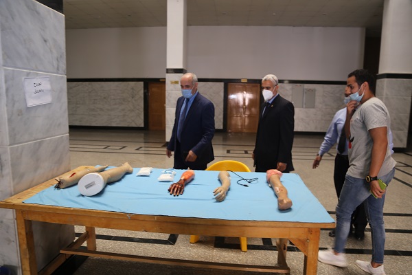 دورة تدريبية عن الإسعافات الأولية بجامعة الفيوم