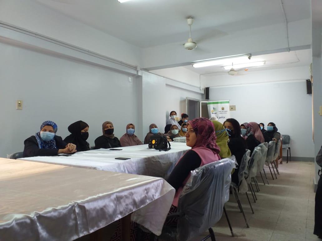 وكيل صحة الفيوم يُلقي محاضرة عن أهمية التطعيم ضد كورونا