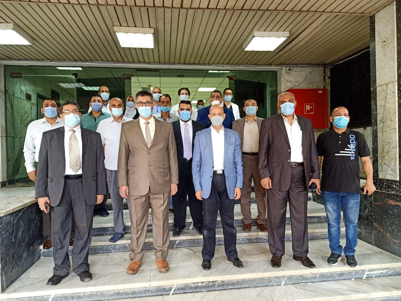 وكيل وزارة الصحة خلال زيارته لمستشفى الالمبرة