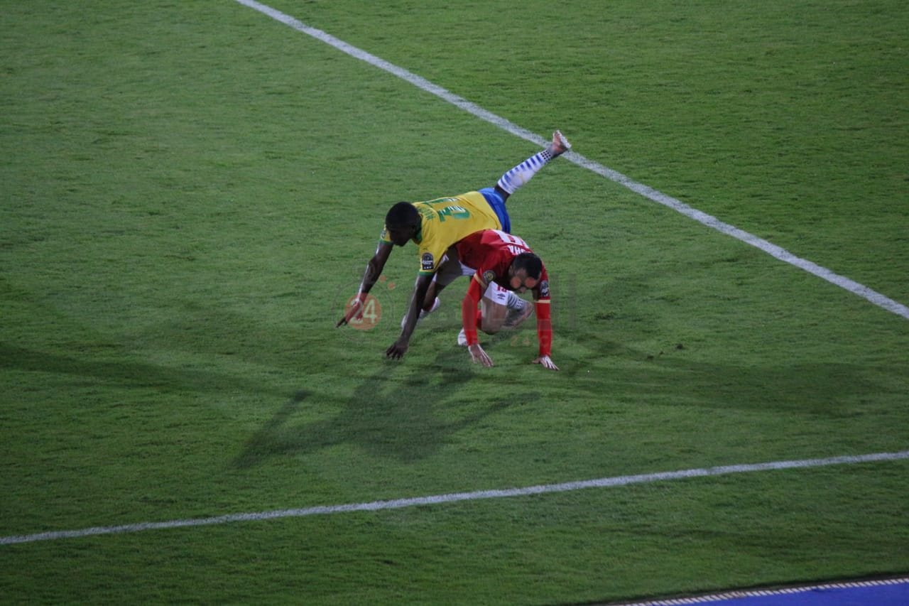 الأهلي وصن داونز 