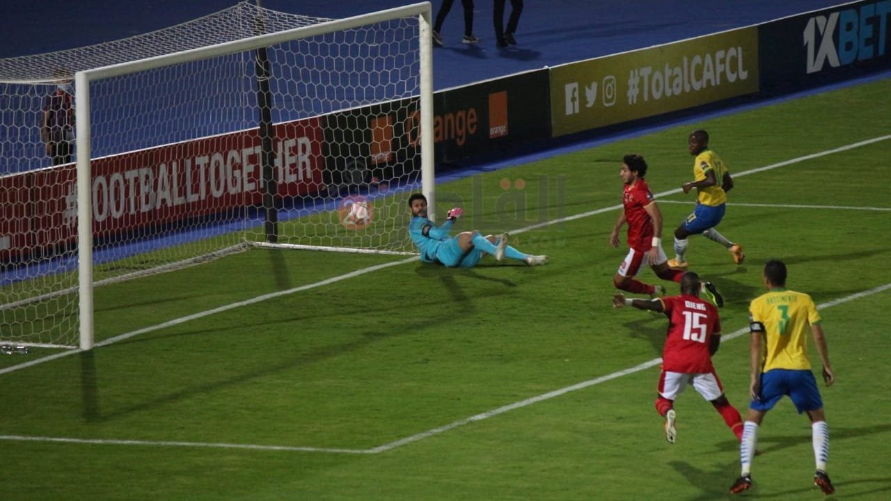 الأهلي وصن داونز 