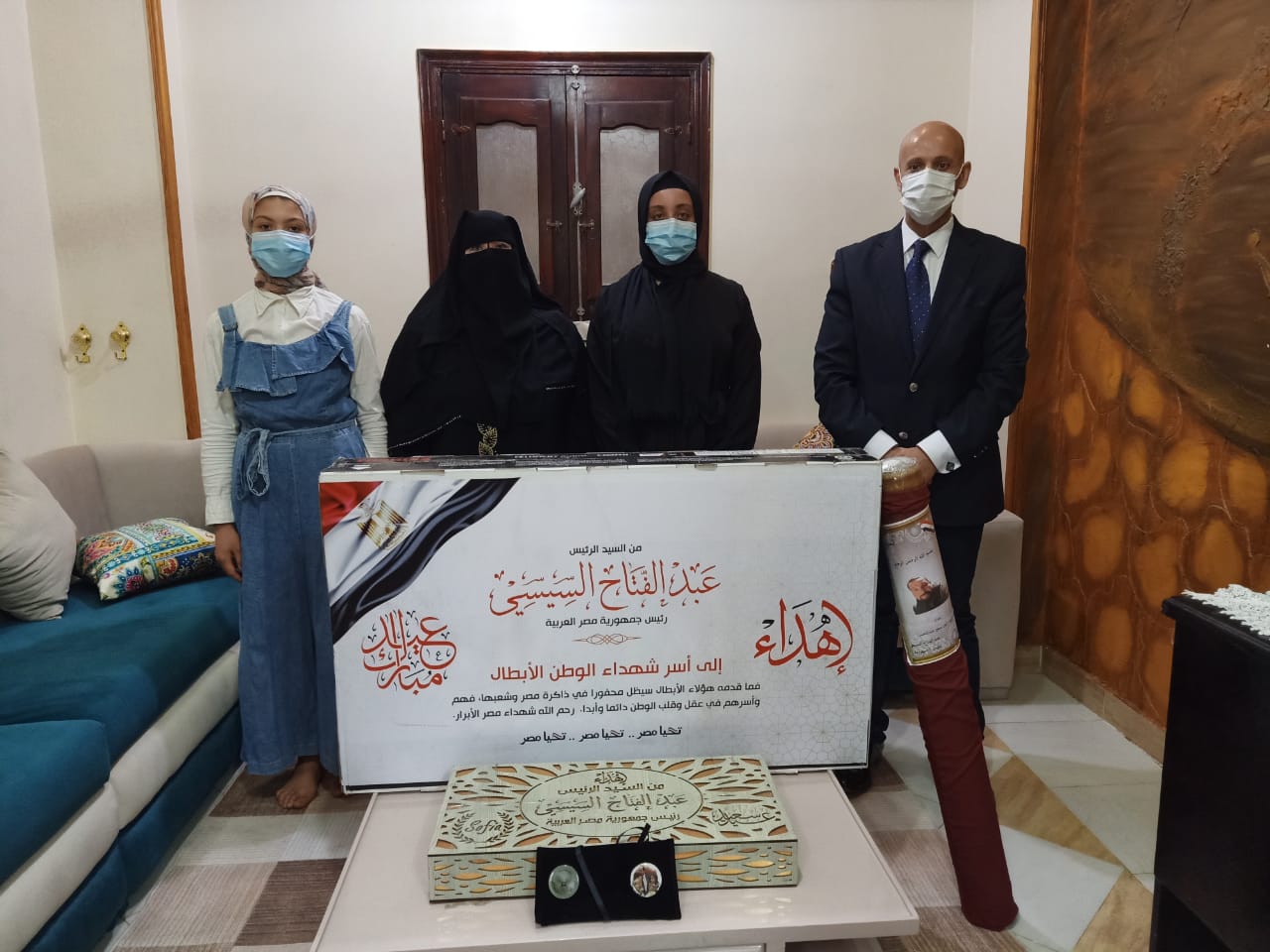 تكريم أسر شهداء الجيش الأبيض ضحايا كورونا بالشرقية 06