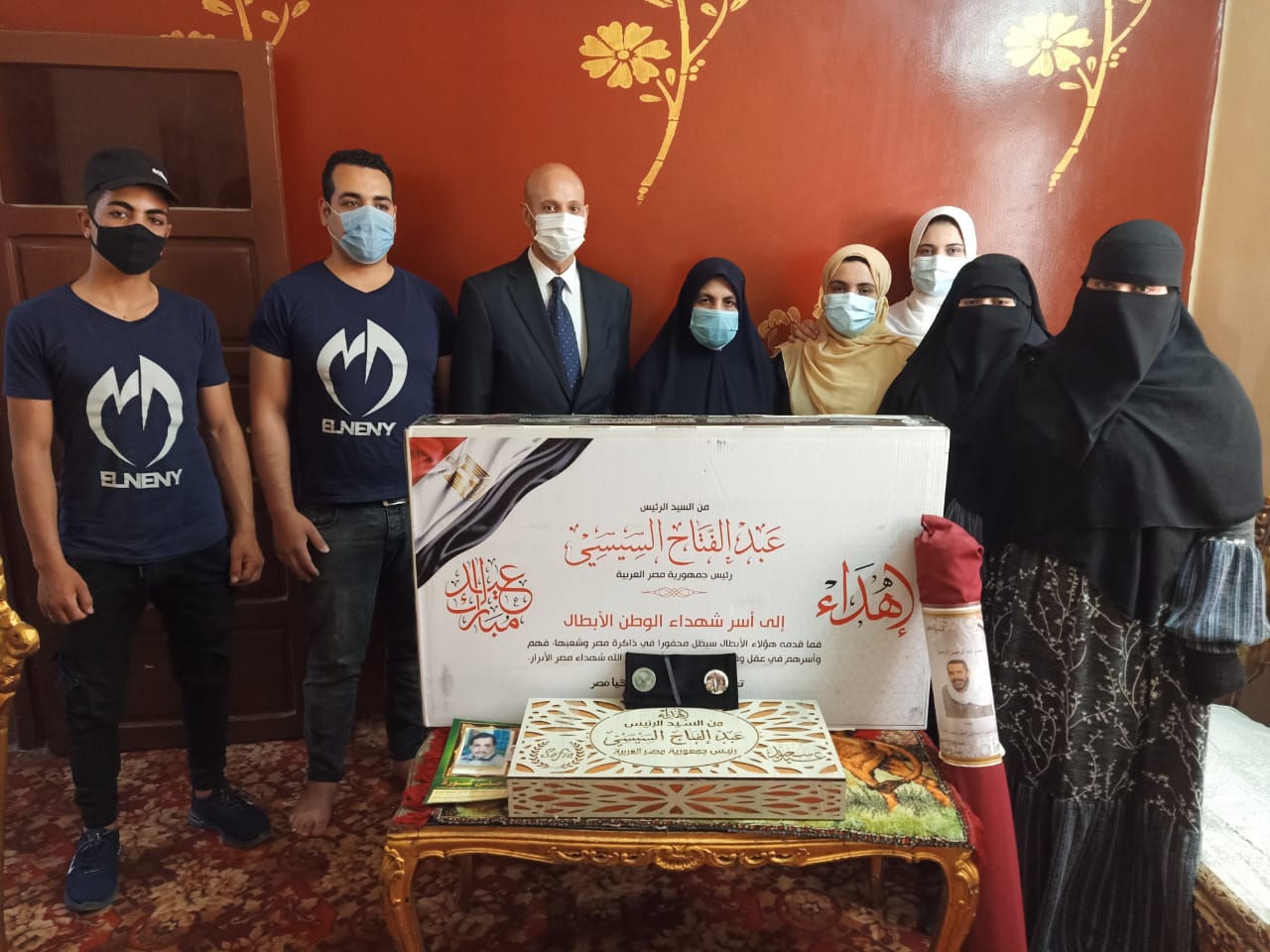 تكريم أسر شهداء الجيش الأبيض ضحايا كورونا بالشرقية07