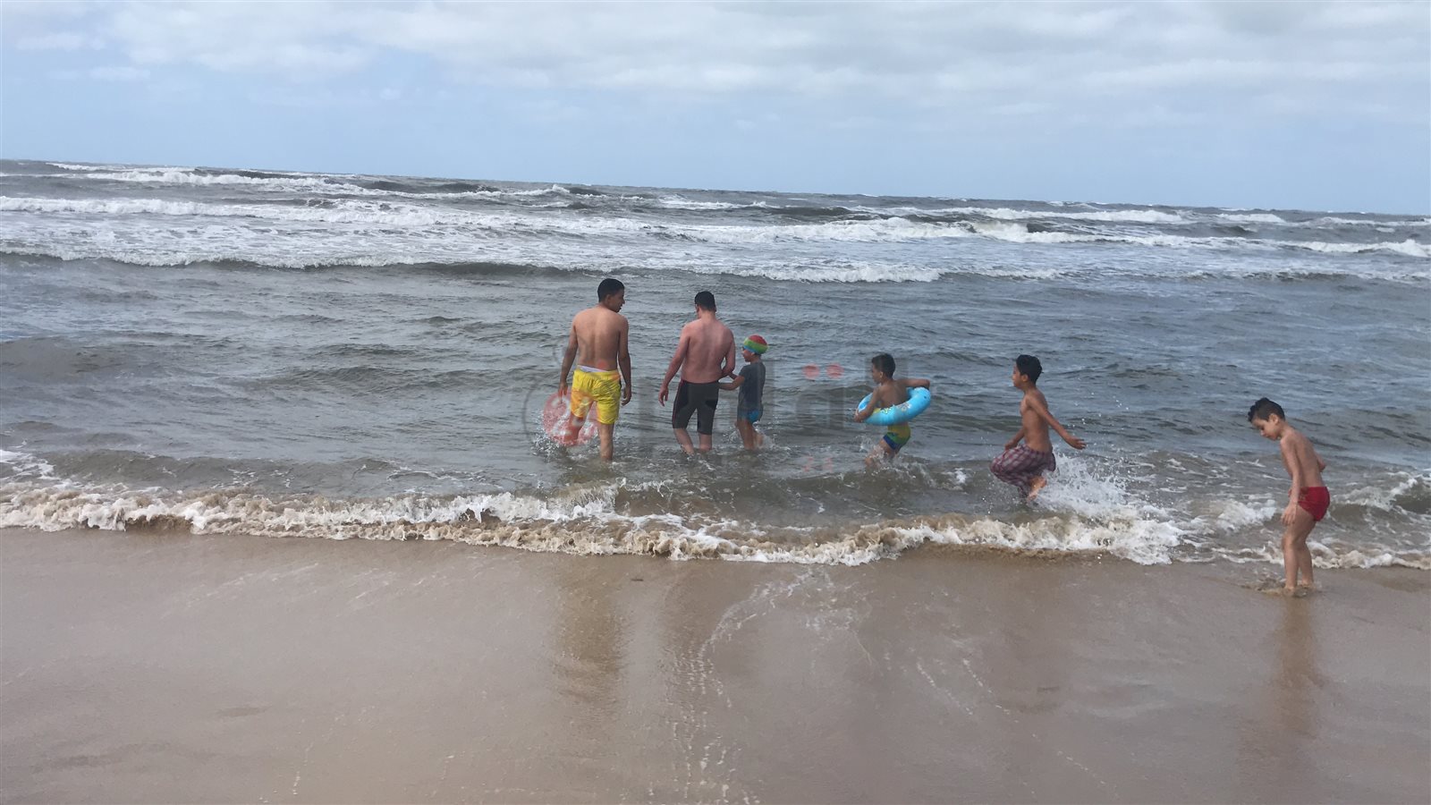 1220DAD5-0D7C-46C8-803F-ABA80D3D7E4B