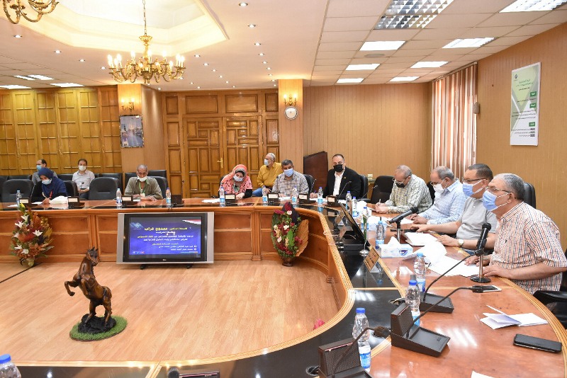 لقاء محافظ الشرقية الأسبوعي بالمواطنين في الديوان العام 03