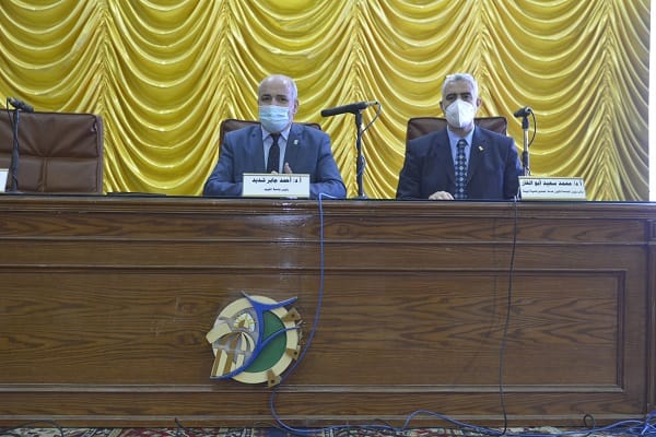 رئيس جامعة الفيوم يناقش مشروع صندوق رعاية أسر المتوفين