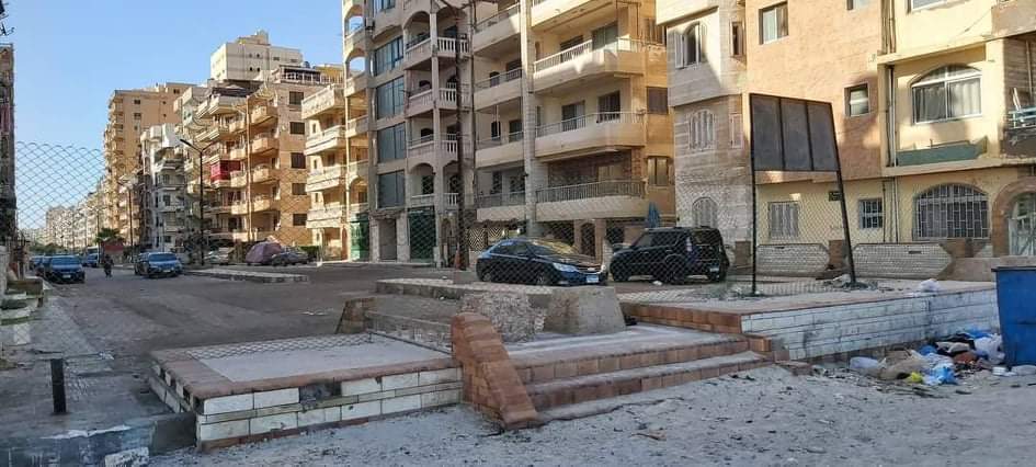 received_328085085631847