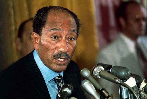 الراحل أنور السادات