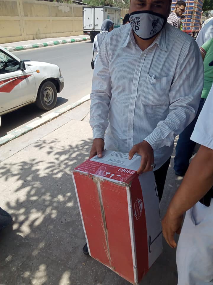 حملة لمصادرة الباعة الجائلين وعرباتهم بالشرقية 07