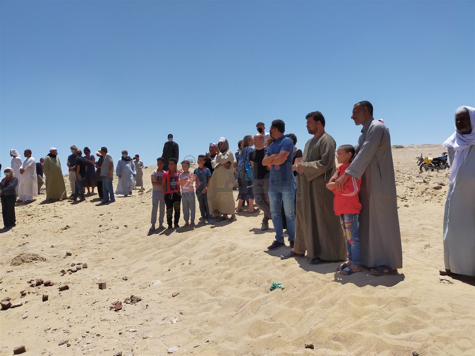 تشييع جثمان الفنانة إيفيلين بوريه