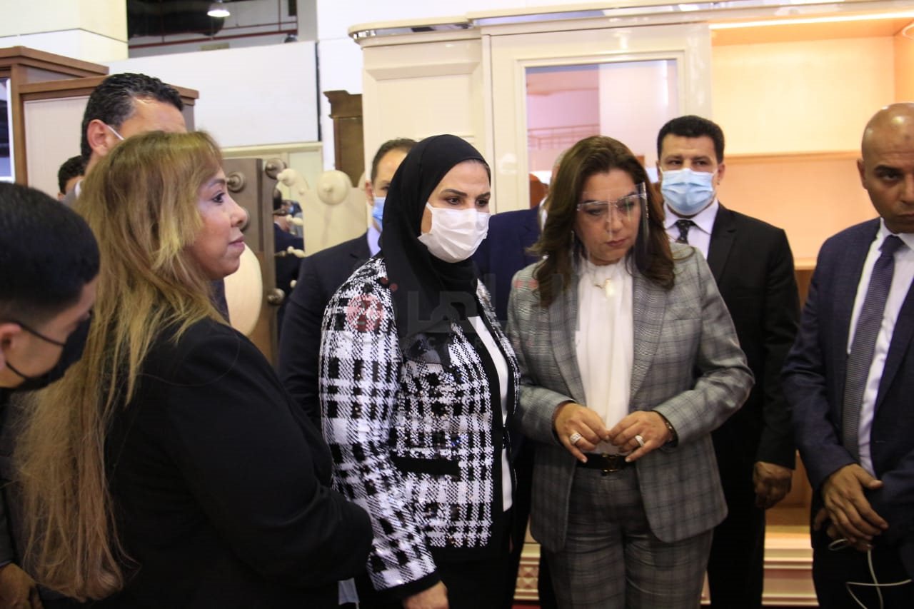 وزيرة التضامن 4