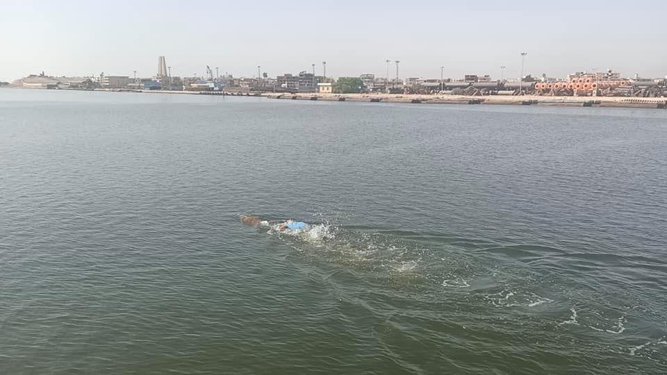 BAF86CA8-C1D1-419F-9FD0-B3F3625CC572