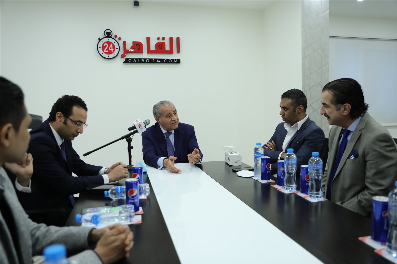 وزير التموين في ضيافة القاهرة 24