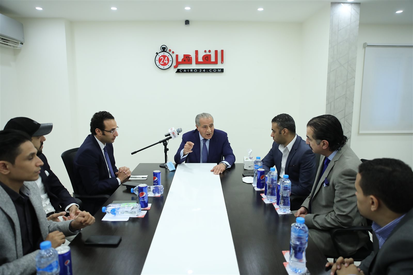 وزير التموين في ضيافة القاهرة 24