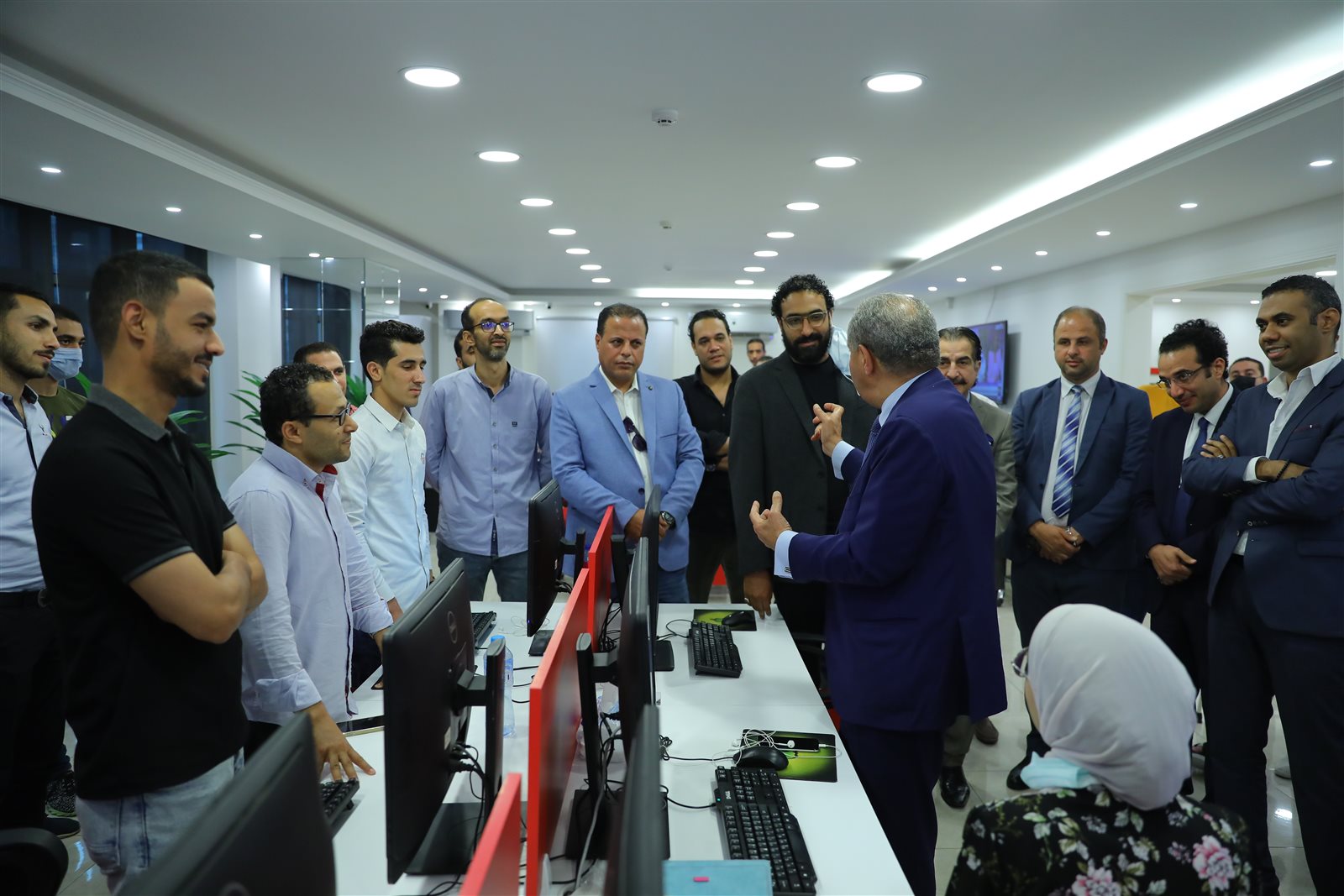 وزير التموين في ضيافة القاهرة 24