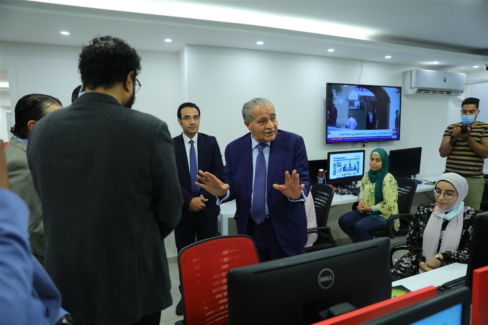 وزير التموين في ضيافة القاهرة 24