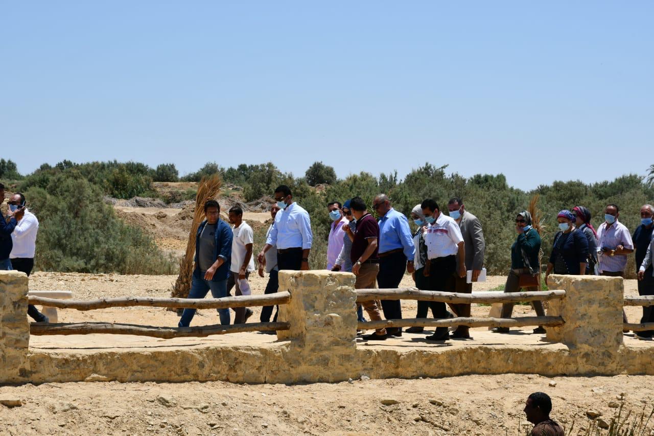 رئيس الهيئة العامة لتنشيط السياحة يتفقد المواقع السياحية في الفيوم
