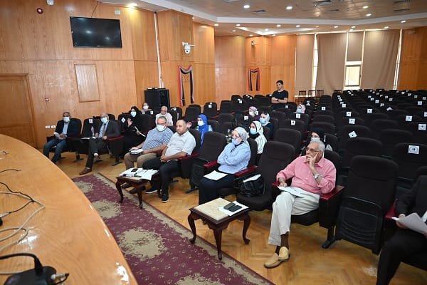 مجلس جامعة الفيوم رقم 176