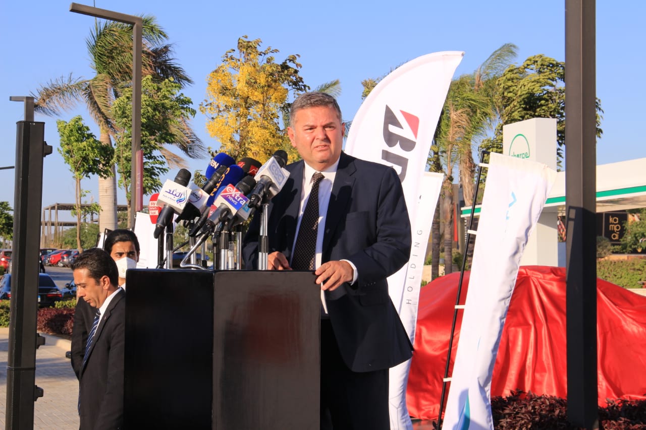 سيارة قطاع الأعمال من شركة النصر - هشام توفيق