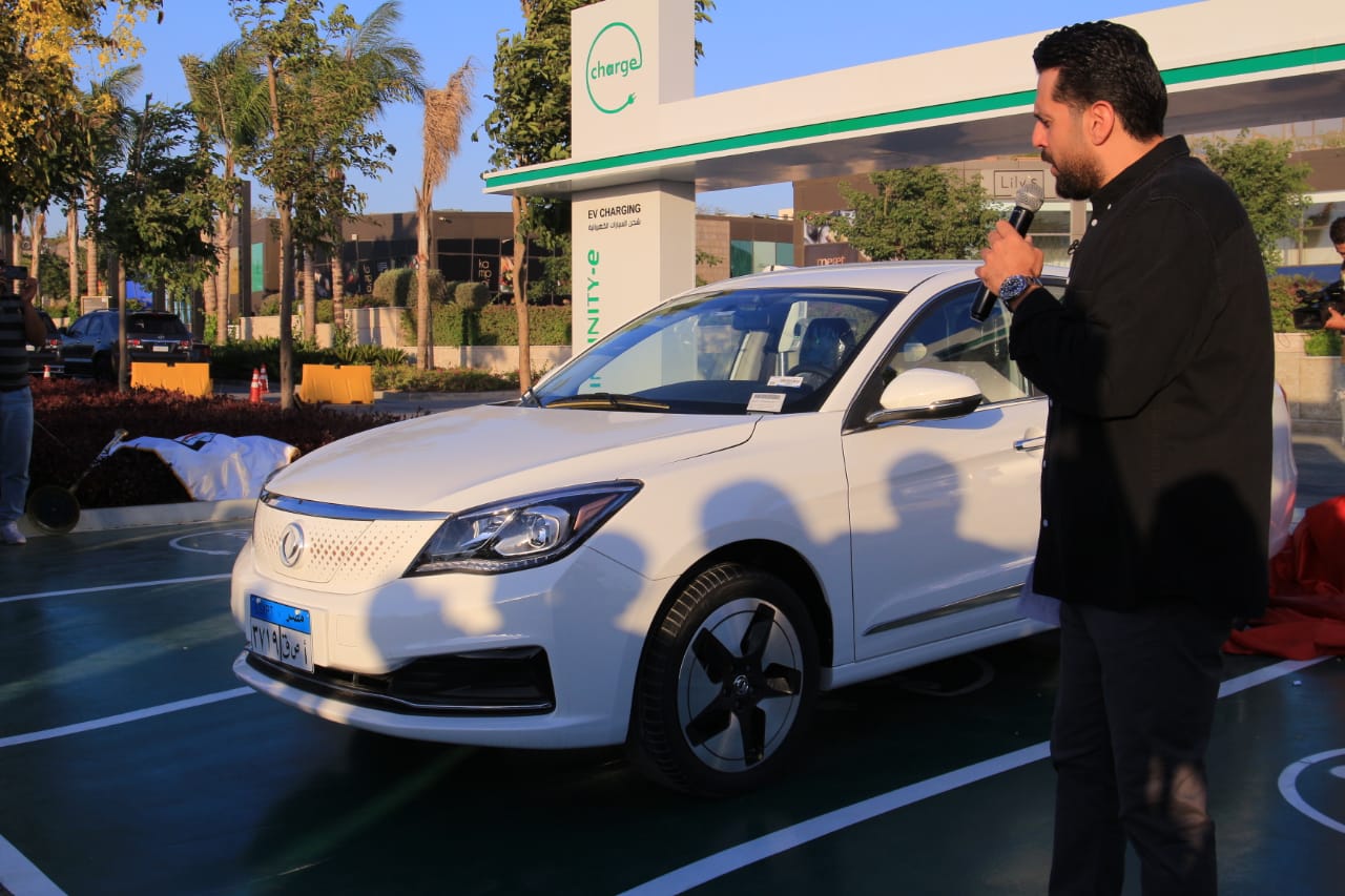 سيارة قطاع الأعمال من شركة النصر2