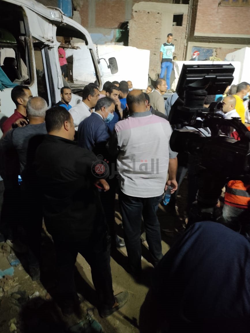 feff2bb7-2b70-4c61-80f1-ba4bf52edb03