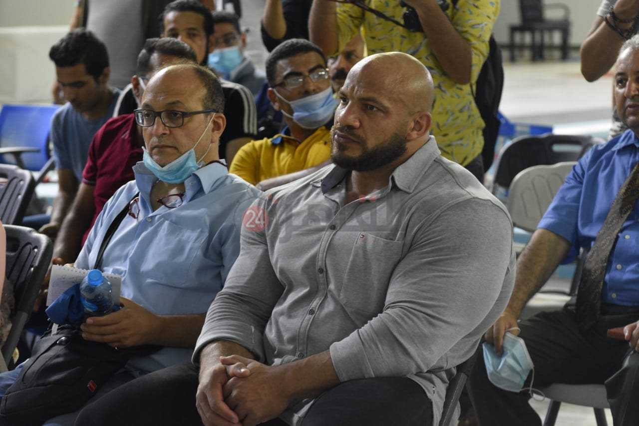 07c6bc46-9f01-417d-a545-38601adcc4ca