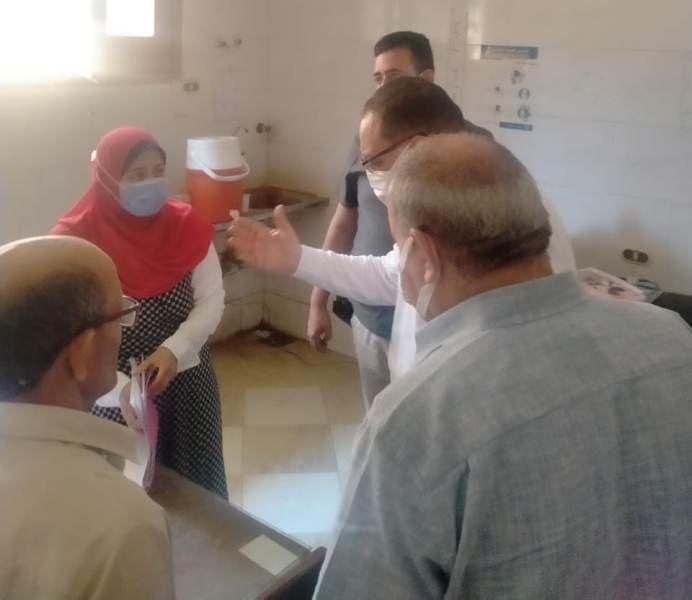 زيارة محافظة الشرقية المفاجئة للمركز الطبي 03