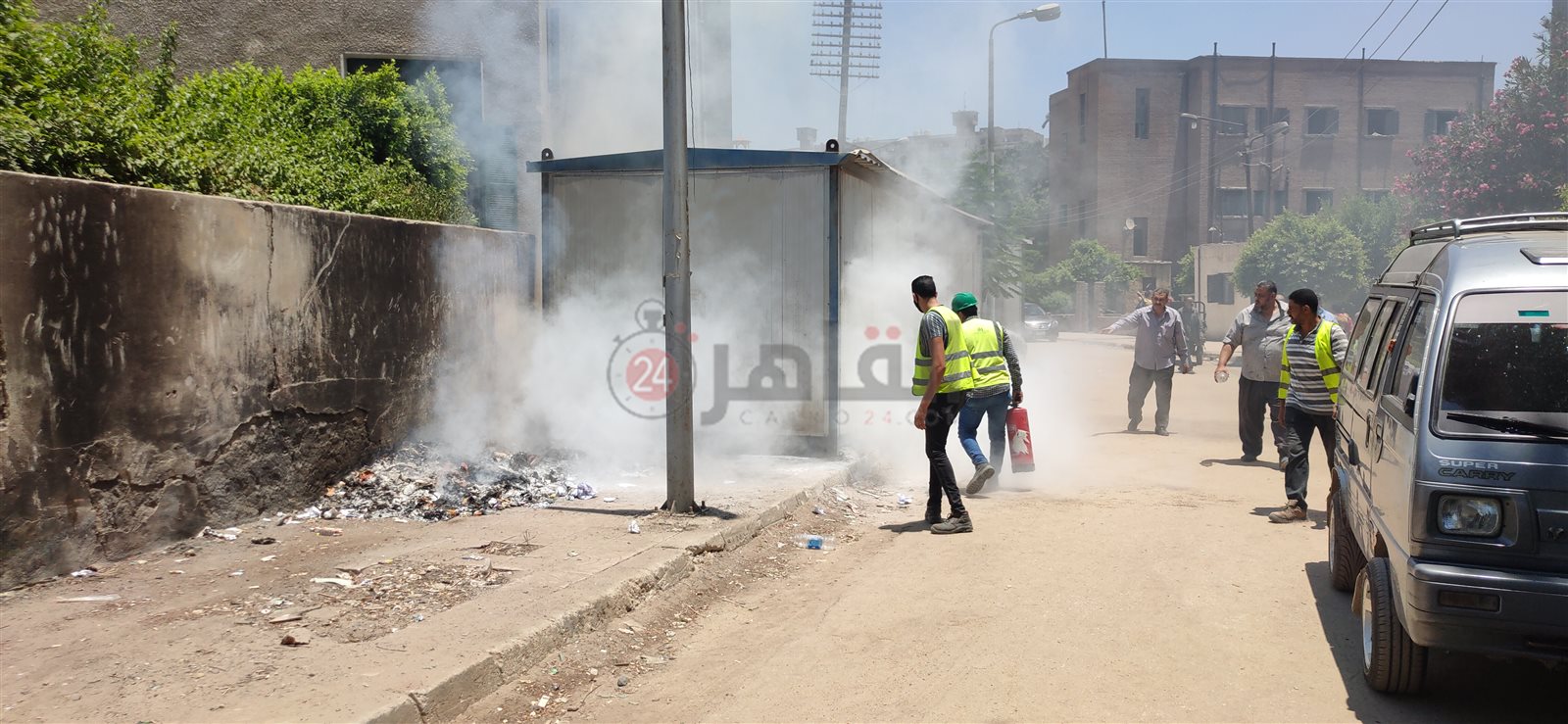 السيطرة على حريق كشك بجوار محطة الزقازيق 2