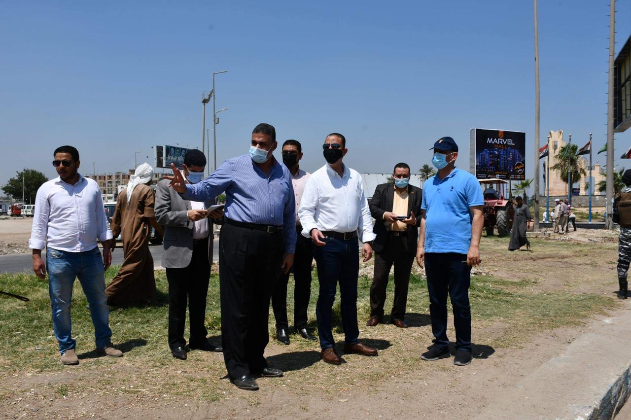 محافظ الفيوم يقود حملة نظافة