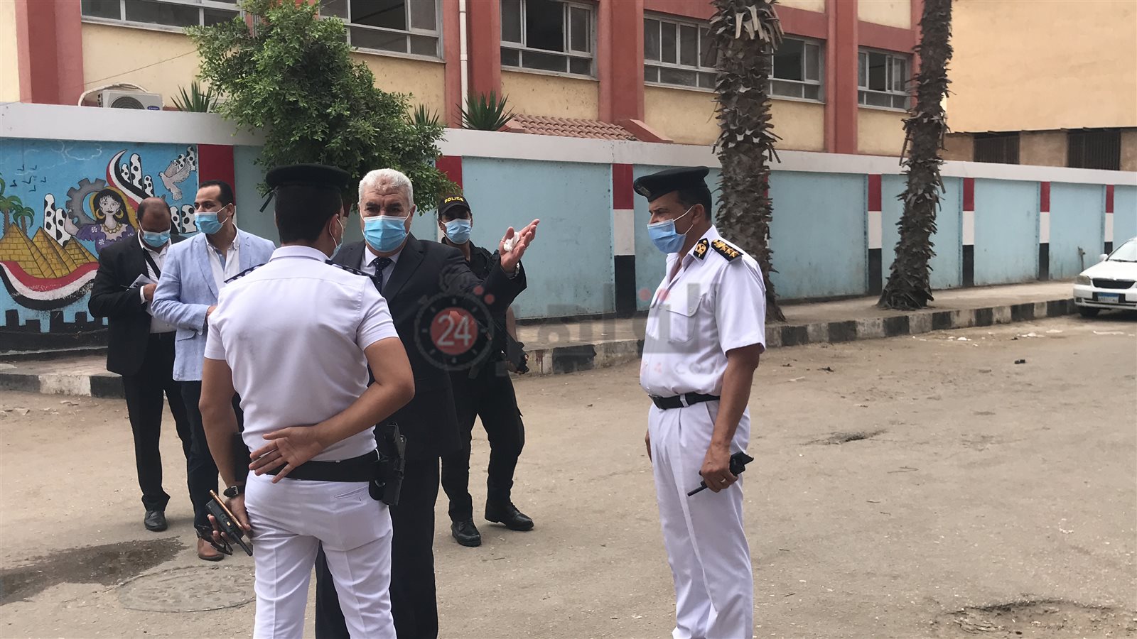 04FD2FF8-14E2-468A-9A8F-25DC00F69EA0