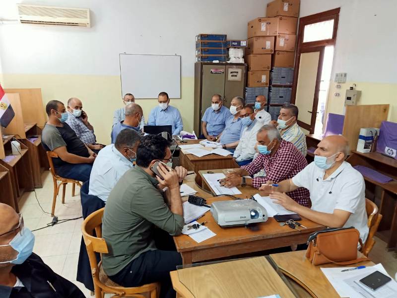غرفة العمليات المركزية لمتابعة امتحانات الثانوية العامة بالشرقية 01