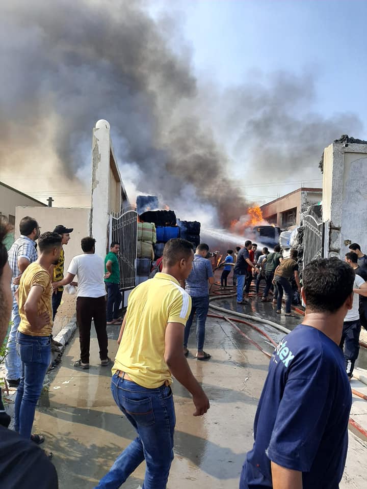 نشوب حريق في مصنع منسوجات بالعاشر من رمضان 08