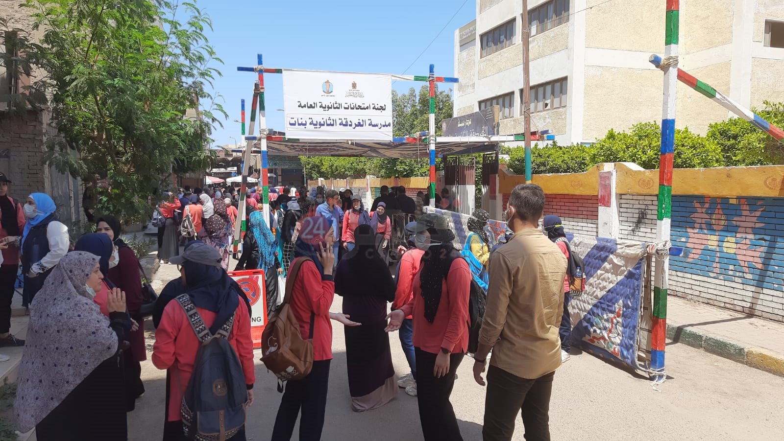 طلاب الثانوية بالغردقة