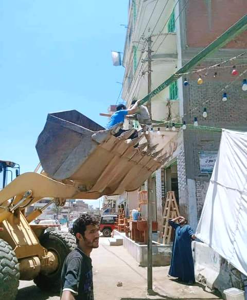 إزالة شوادر لحوم مخالفة بالشرقية 06