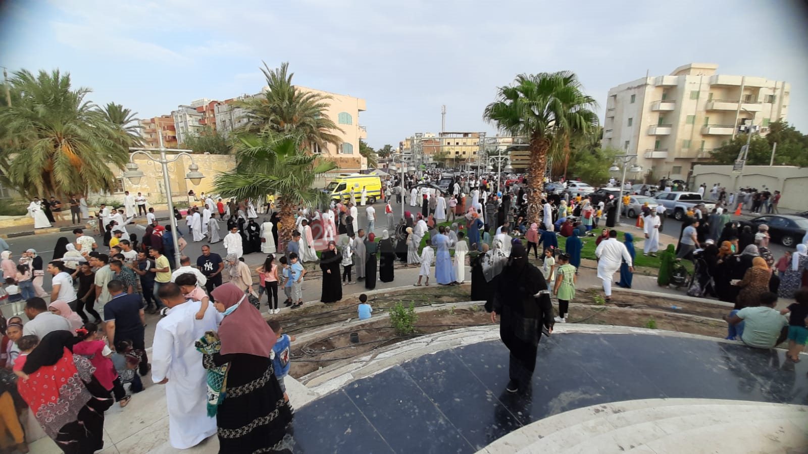 أمن البحر الأحمر يصرف تجمعات المواطنين عقب صلاة عيد الأضحى