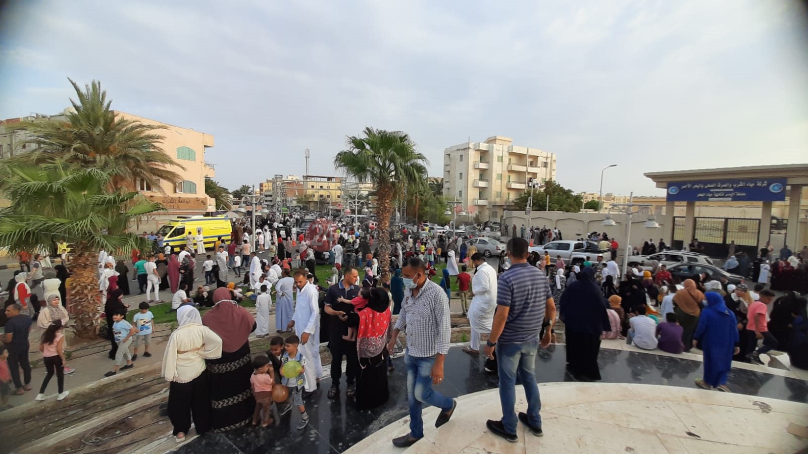 أمن البحر الأحمر يصرف تجمعات المواطنين عقب صلاة عيد الأضحى